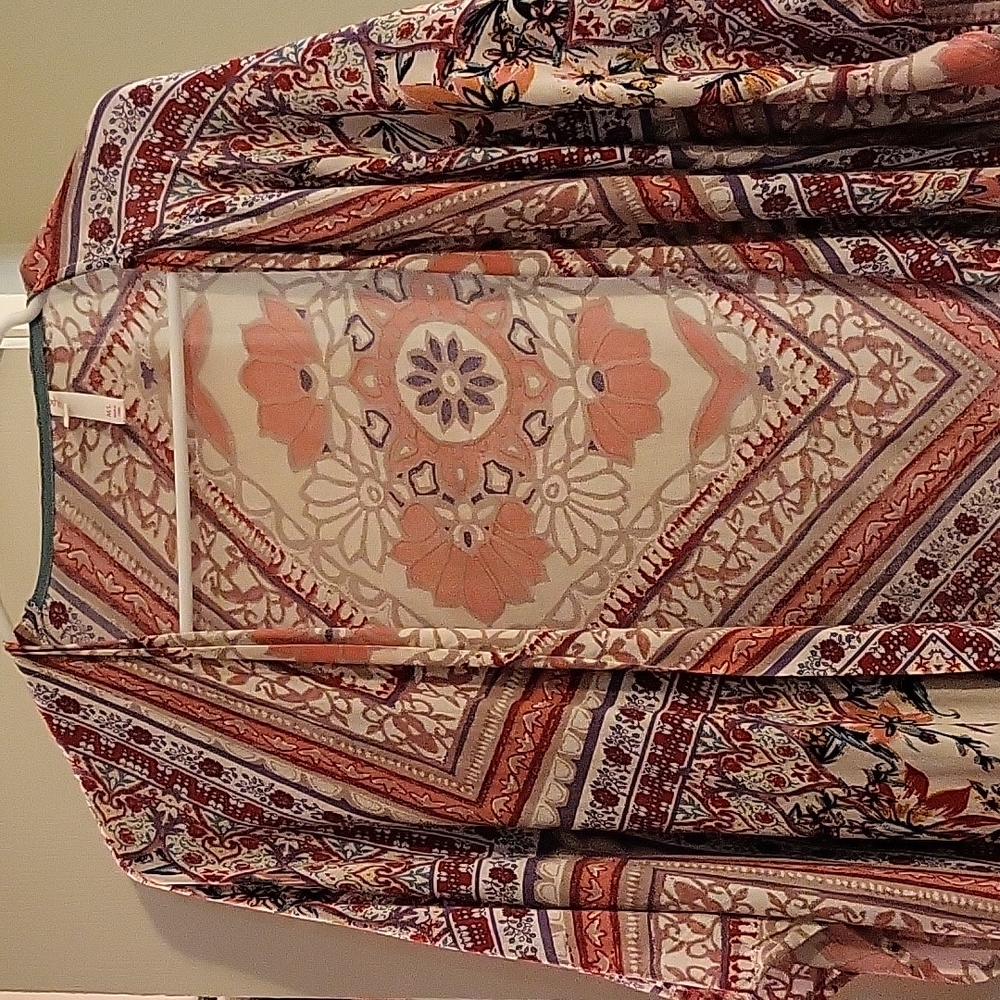 Xhilaration floral open tie sleeve kimono